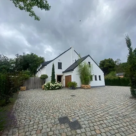 Nummer 151 Villastudios *